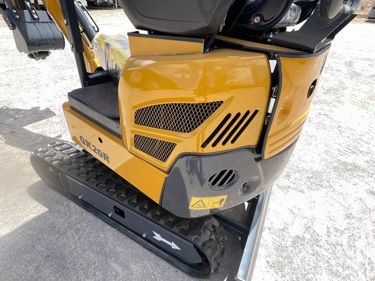 #2661-•-unused-cfg-mini-excavator-image-26