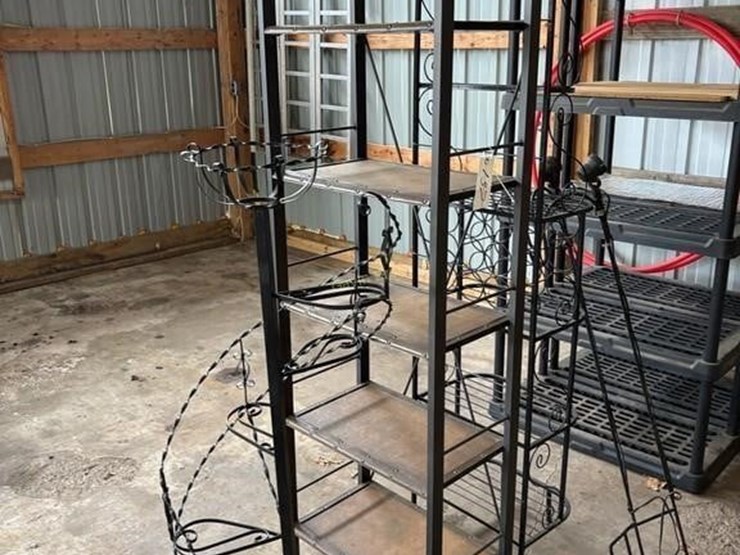 metal-plant-stands-&-shelf-image-1