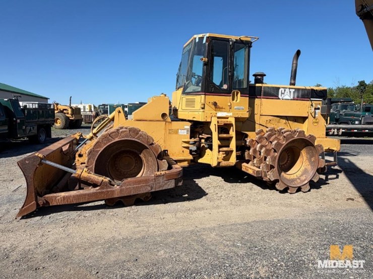 2001-caterpillar-815f-image-2