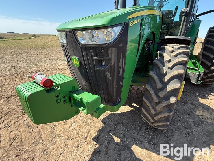 2012-john-deere-8285r-image-14