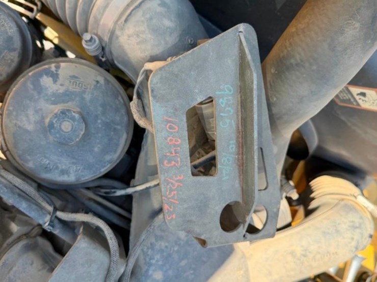 deere-400d-image-24