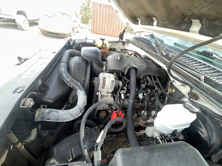 #212-•-2001-chevrolet-silverado-pickup-truck-(has-a-nm-title-image-93