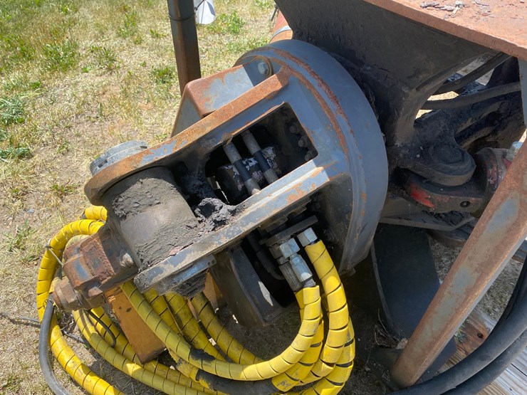 #7078-•-rotoback-pulp-grapple-bucket-with-rotator-(deerbrook,-wi)-image-19