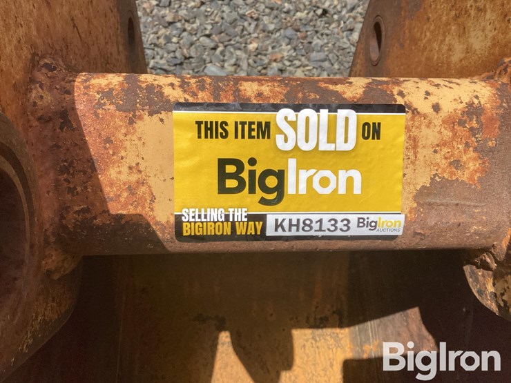 17.5”-excavator-bucket-image-17