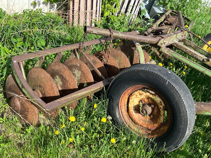 john-deere-10-image-10