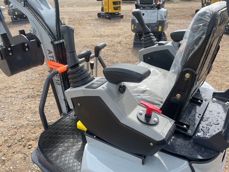 #2031-•-unused-2026-ats-mini-excavator-image-15