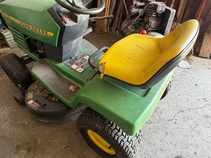 john-deere-38-image-1