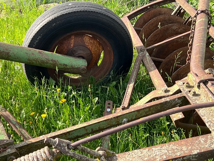 john-deere-10-image-9