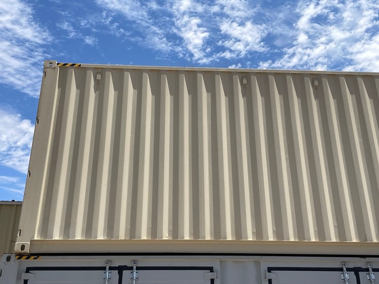 #101-•-40'-high-cube-multi-door-container-image-17