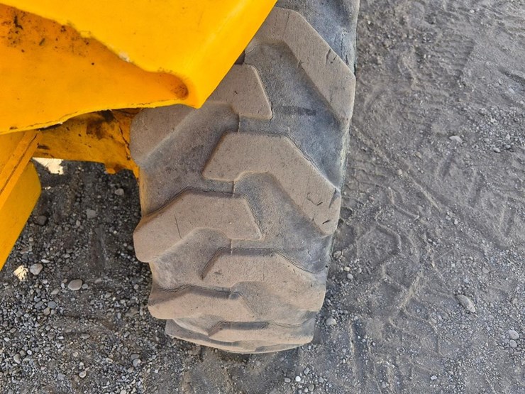 1998-jcb-520-image-22