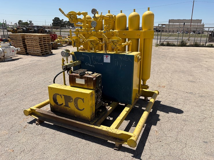 4-station-closing-unit,-skidded-image-1