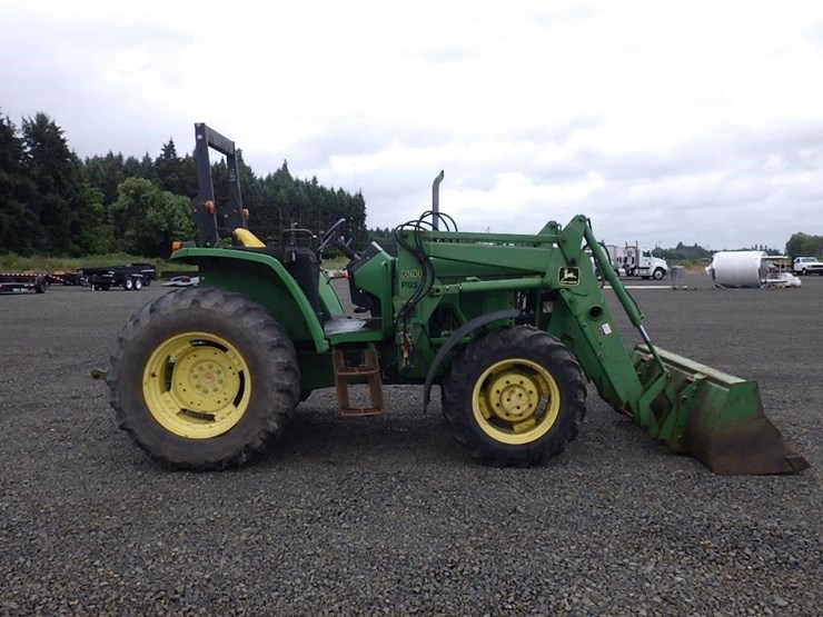 john-deere-210-image-4