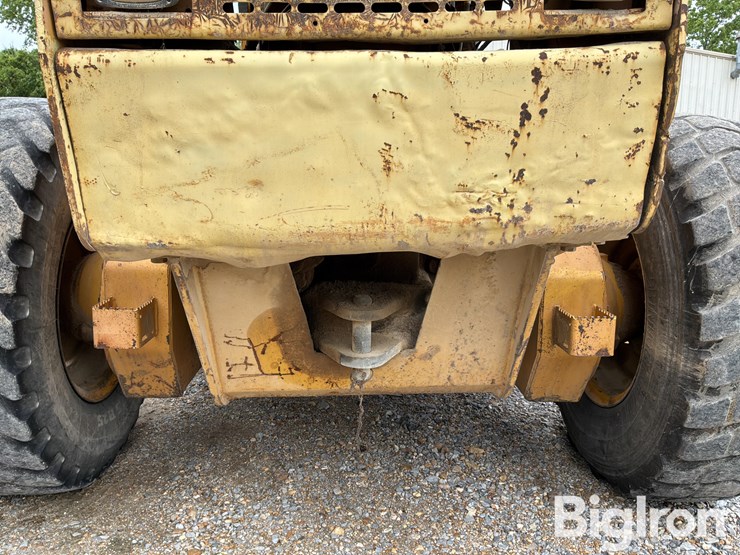 1994-deere-770bh-image-9