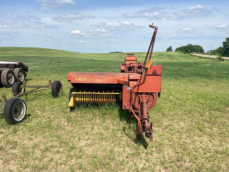 new-holland-273-image-2