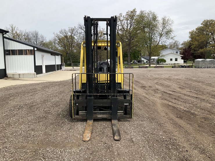 #1379-•-2010-hyster-90-fortis-forklift-image-3