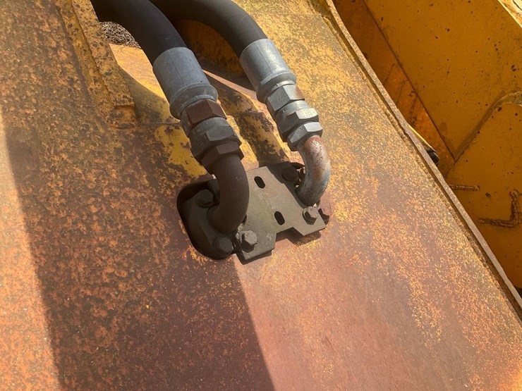 1980-john-deere-644-image-19