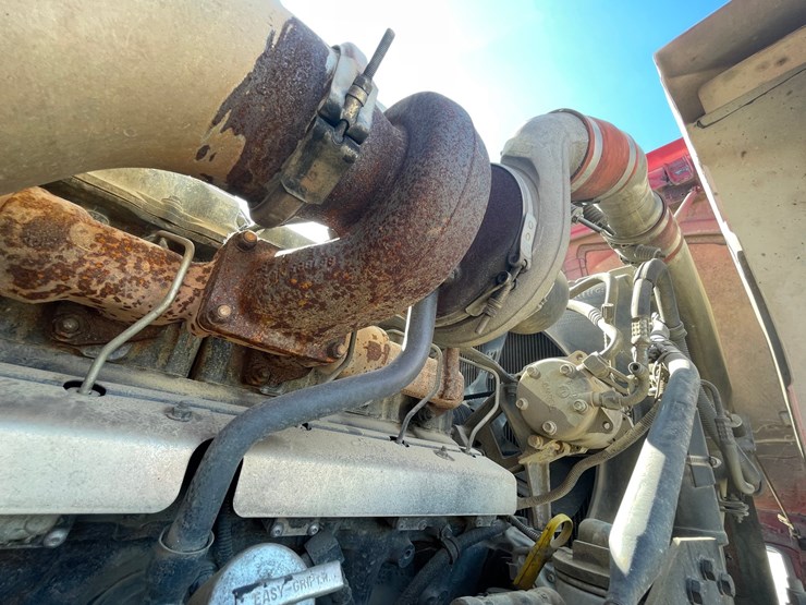 #6152-•-2002-mack-rd-model-fuel-tanker-truck-(has-title)-image-76