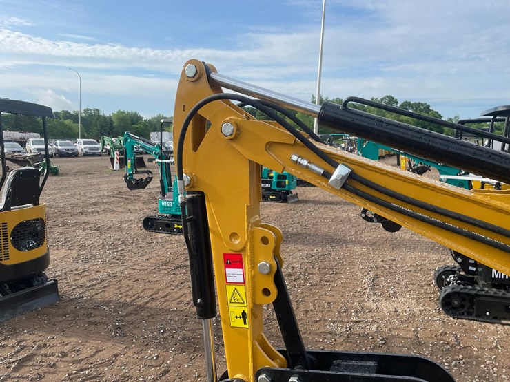#2036-•-2026-cfg-h13r-mini-excavator-image-23