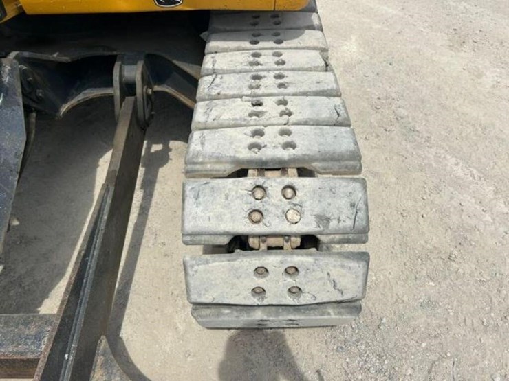 2014-deere-85g-image-70
