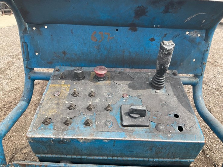 #1250-•-2006-genie-boom-lift-image-27