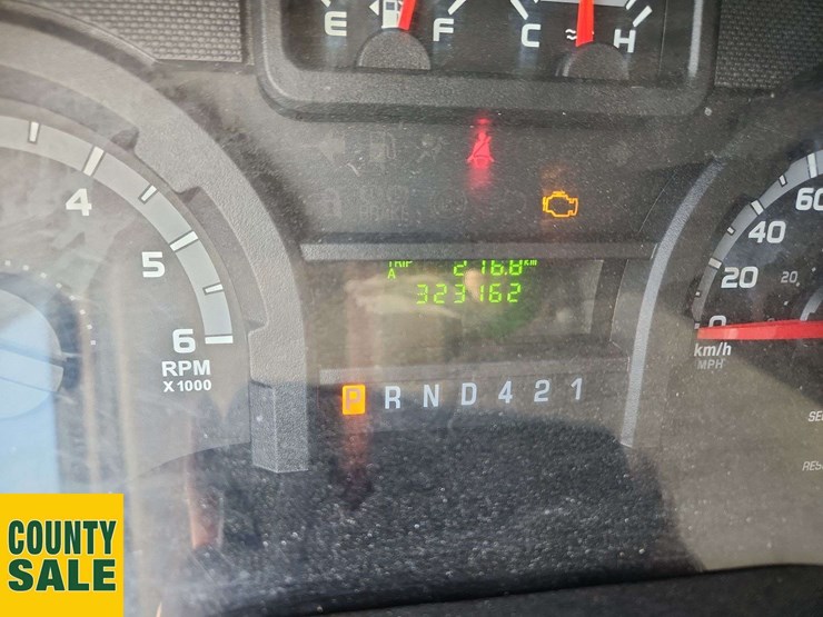 2016-ford-e450-image-8