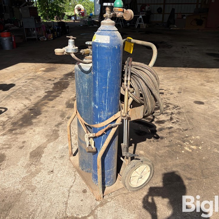 Propane Tanks & Torch Setup