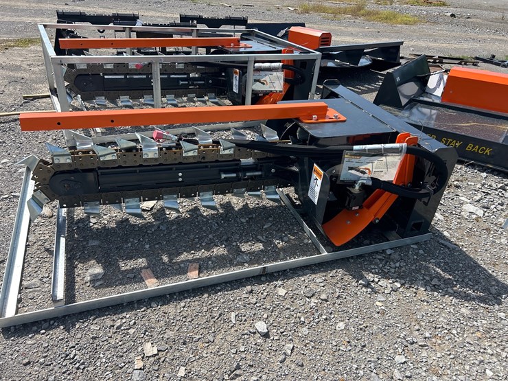 #25-•-skid-steer-trencher-image-2