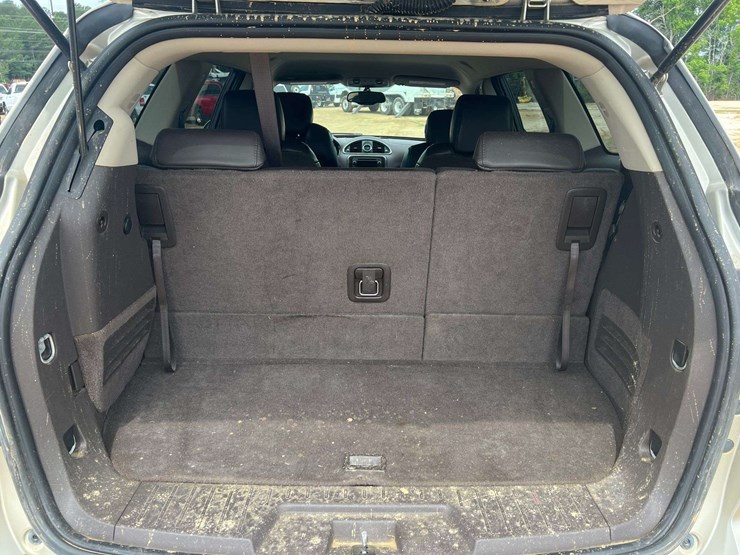 2014-buick-enclave-image-16