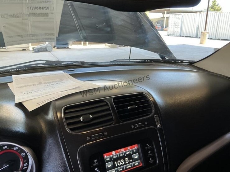 2015-dodge-journey-image-18