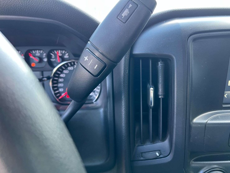 2016-chevrolet-silverado-1500-image-39