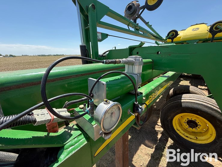 2007-john-deere-db60-image-12