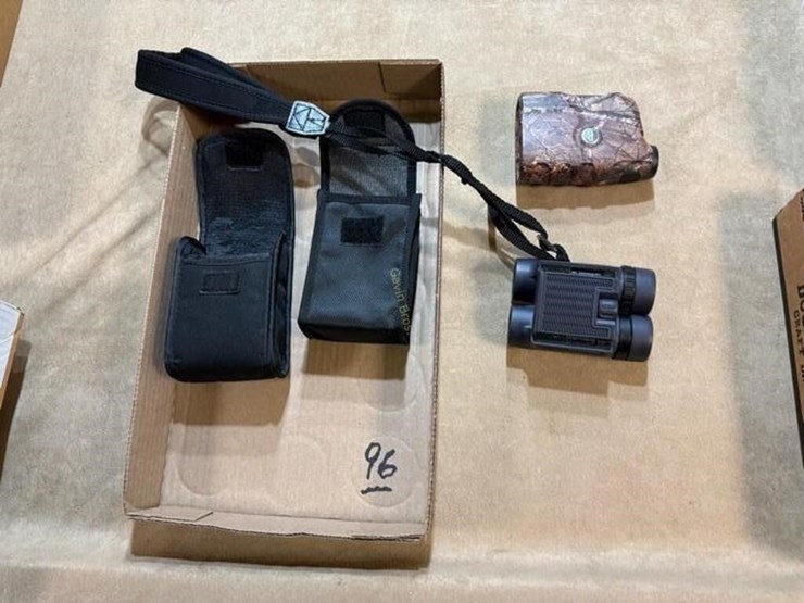 range-finder-&-binoculars-image-1