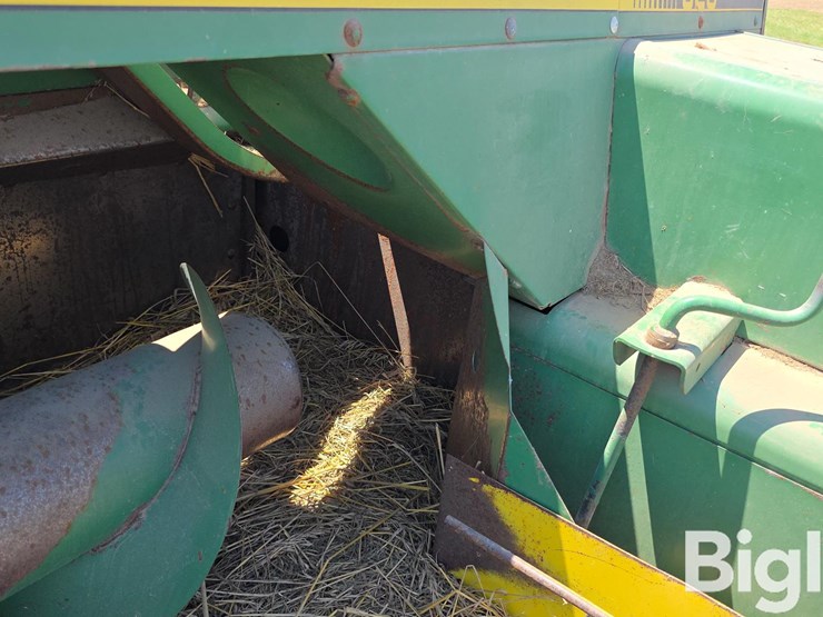 john-deere-328-image-16