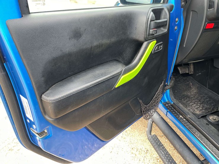 2016-jeep-wrangler-image-9