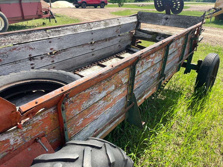 #2010-•-vintage-manure-spreader-(colfax-wi)-image-21