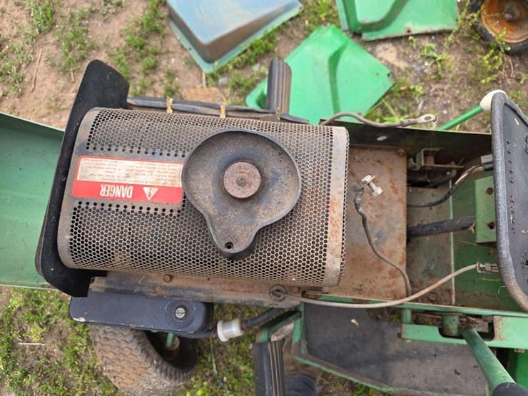john-deere-100-image-10