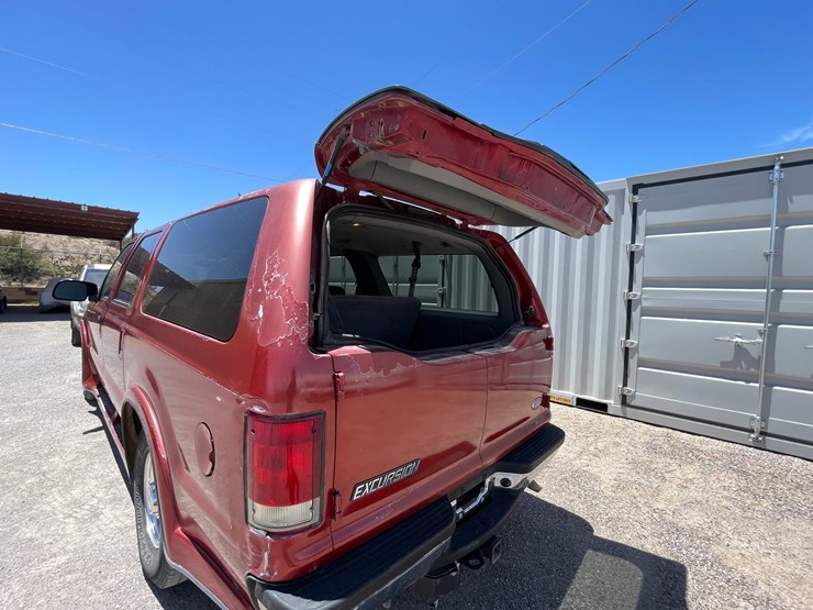 2002-ford-excursion-image-119