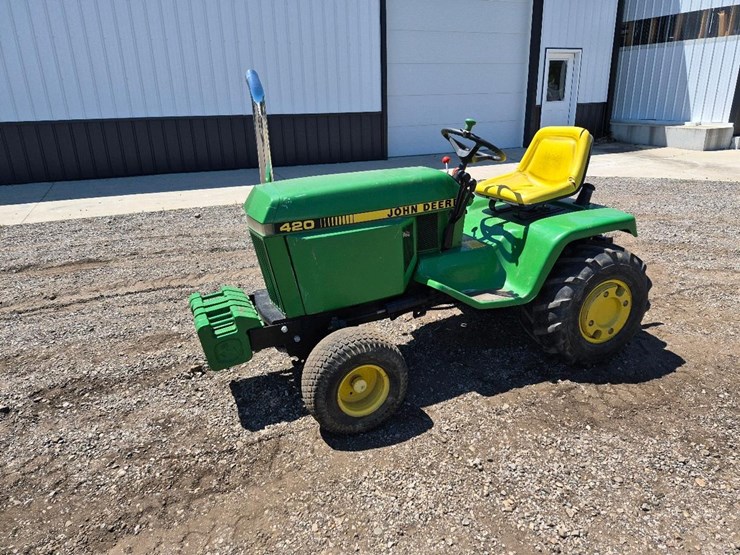 john-deere-420-image-1