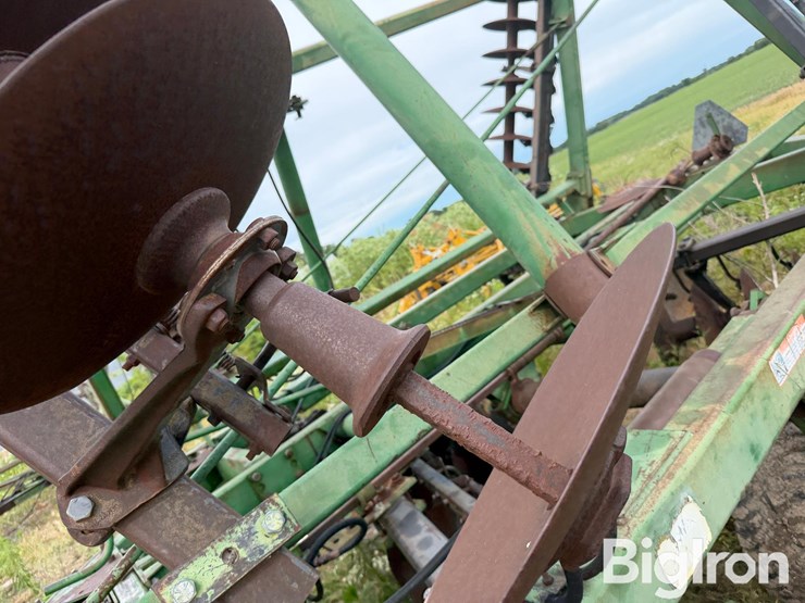 john-deere-30-image-14