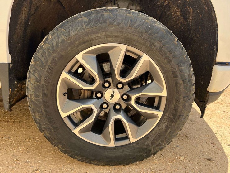 2021-chevrolet-silverado-1500-image-14