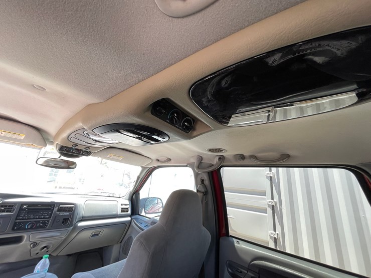 2002-ford-excursion-image-27