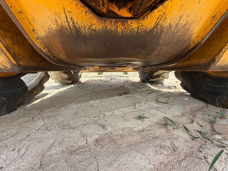 1992-deere-670b-image-25