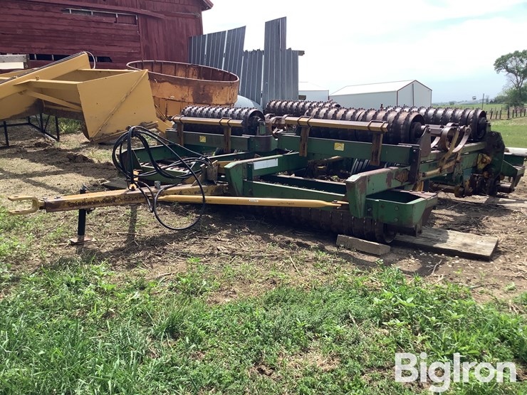 kewanee-mulch-finisher-image-1