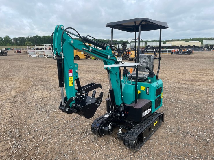 #2024-•-2026-cfg-mh13rx-mini-excavator-image-1