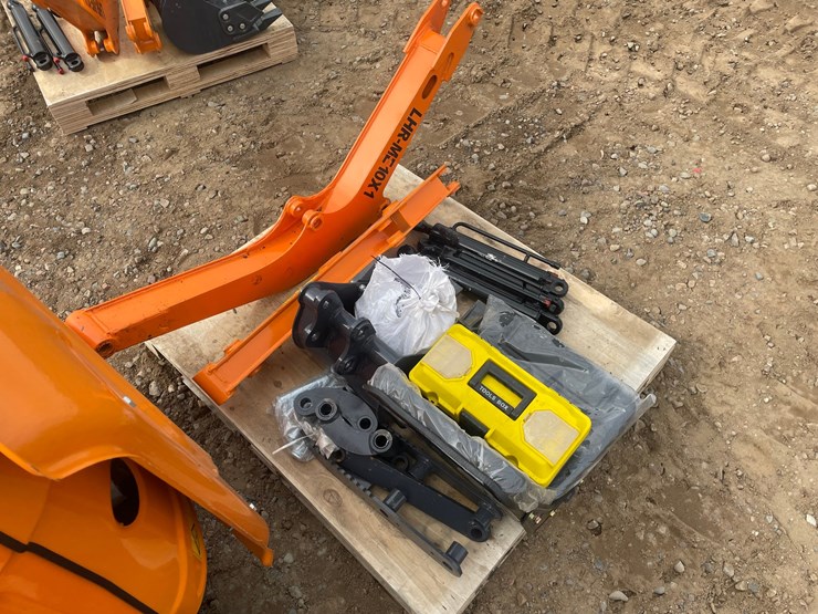 #2016-•-unused-2026-landhonor-mini-excavator-image-13
