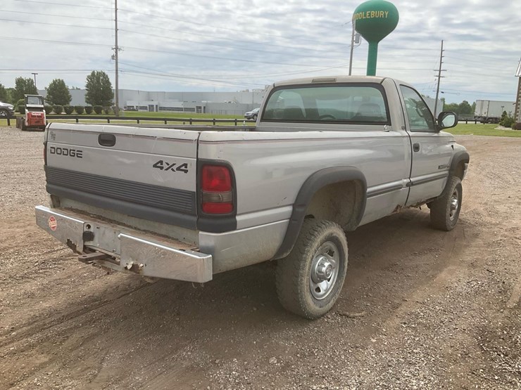 1999-dodge-2500-image-5