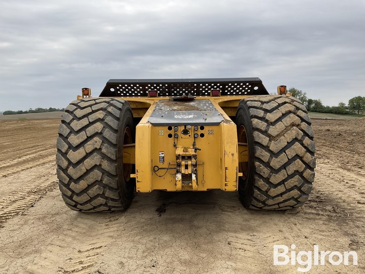 2020-deere-2412e-image-6