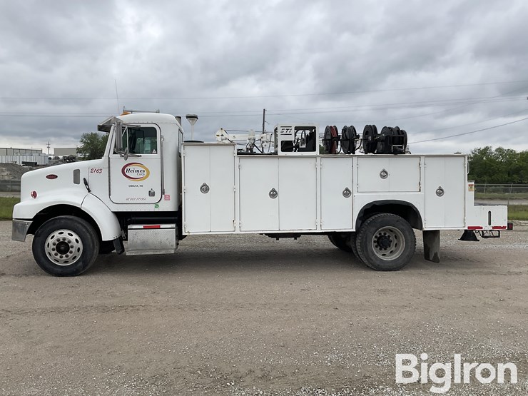 2001-peterbilt-330-image-8
