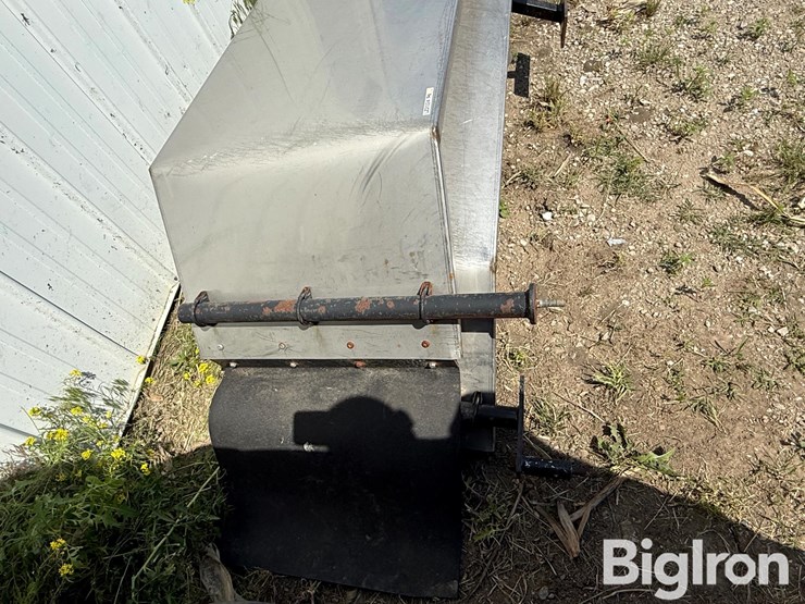 shop-built-stainless-steel-truck-fenders-image-4
