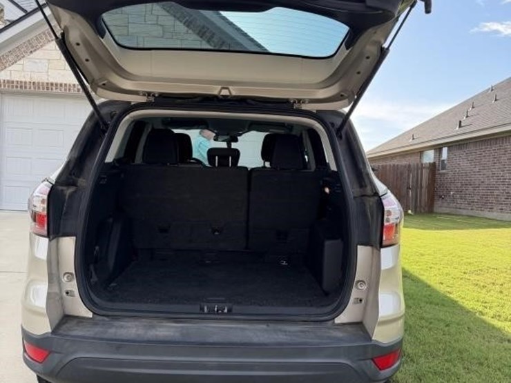 2018-ford-escape-image-12